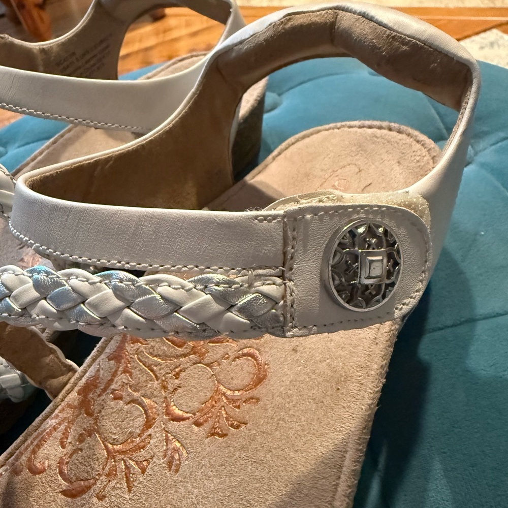 ARTREX Jillian Braided Wedge Sandals White Silver Cork Wedge  Size 11 - Picture 8 of 12